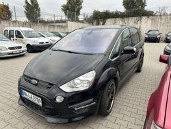 Schwarz Gebraucht 2010 Ford S-MAX S Van / Kleinbus | 2.999 €