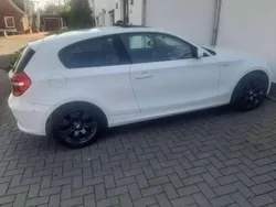 Weiß Gebraucht 2008 BMW 120 Kleinwagen | 4.900 € (Fairer Preis)