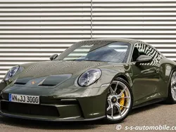 Grün Gebraucht 2022 Porsche 992 | 217.500 €