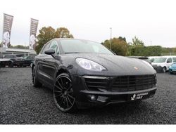 Tiefschwarzmetallic (metallic) Gebraucht 2014 Porsche Macan SUV | 32.999 € (Etwas zu teuer)
