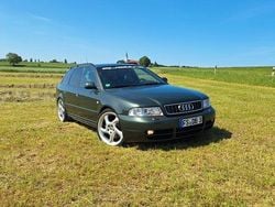 Grün Gebraucht 2001 Audi S4 Sport Kombi | 12.990 € (Superpreis)
