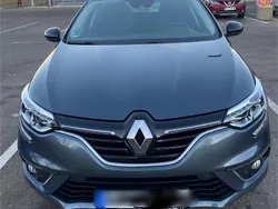 Grau Gebraucht 2019 Renault Mégane GrandTour Kombi | 15.900 € (Etwas zu teuer)