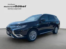 Schwarz Gebraucht 2019 Mitsubishi Outlander P-HEV Diamant Edition SUV | 18.999 € (Fairer Preis)