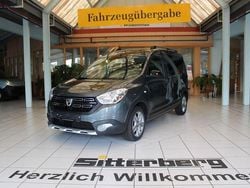 Grau Gebraucht 2018 Dacia Dokker Celebration Van | 9.900 € (Guter Preis)