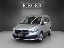 Silber Gebraucht 2022 Mercedes T180 Progressive Van / Kleinbus | 23.899 € (Superpreis)