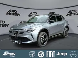 Grau Neu 2025 Alfa Romeo GT Junior SUV | 33.390 € (Etwas zu teuer)