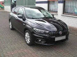Schwarz metallic Gebraucht 2017 Fiat Tipo Easy Kombi | 13.490 € (Teuer)