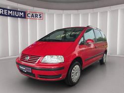 Rot Gebraucht 2009 VW Sharan Trendline Van / Kleinbus | 3.490 € (Fairer Preis)