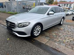 Silber Gebraucht 2021 Mercedes E200 Limousine | 11.900 €