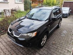 Schwarz Gebraucht 2010 Mitsubishi Outlander Instyle SUV | 4.950 €