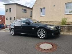 Schwarz Gebraucht 2011 BMW 330 Performance Kombi | 5.100 € (Superpreis)