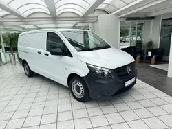 Weiß Gebraucht 2021 Mercedes Vito Van / Kleinbus | 17.700 € (Guter Preis)