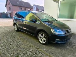 Schwarz Gebraucht 2015 VW Sharan Van / Kleinbus | 15.350 € (Fairer Preis)