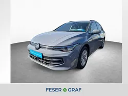 Mondsteingrau Gebraucht 2024 VW Golf VIII Life Kombi | 28.790 € (Fairer Preis)