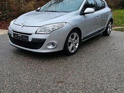 Grau Gebraucht 2009 Renault Mégane Limousine | 3.600 € (Guter Preis)