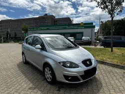 Silber Gebraucht 2011 Seat Altea Stylance Van / Kleinbus | 4.200 € (Fairer Preis)