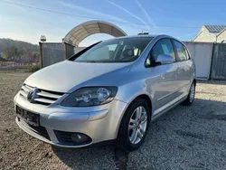 Silber Gebraucht 2006 VW Golf Plus Cross Comfortline Van / Kleinbus | 5.990 € (Teuer)