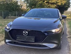 Grau Gebraucht 2021 Mazda 3 Selection Limousine | 18.800 € (Guter Preis)