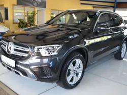 Mercedes GLC300e