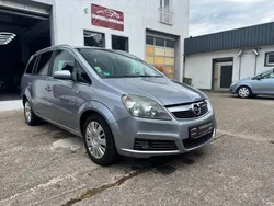 Silber Gebraucht 2008 Opel Zafira Van / Kleinbus | 5.650 € (Teuer)