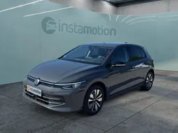 Grau Gebraucht 2024 VW Golf VIII Pro Limousine | 29.399 € (Fairer Preis)