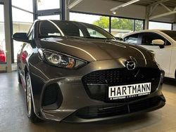 Silbern Neu 2025 Mazda 2 Center-Line Limousine | 23.399 € (Fairer Preis)