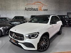 Weiß Gebraucht 2021 Mercedes GLC300 AMG SUV | 41.900 € (Fairer Preis)