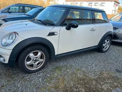Weiß Gebraucht 2009 Mini Cooper Kleinwagen | 1.699 €