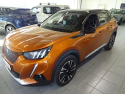 Orange Gebraucht 2022 Peugeot e-2008 GT SUV | 20.950 € (Fairer Preis)