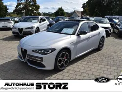 Weiß Gebraucht 2023 Alfa Romeo Giulia Competizione Limousine | 40.900 € (Fairer Preis)