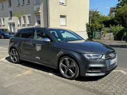 Grau Gebraucht 2018 Audi S3 Sportback Sport Kombi | 35.500 € (Etwas zu teuer)