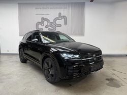 Mythos black Gebraucht 2025 VW Touareg R-line SUV | 66.890 € (Fairer Preis)