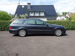 Grau Gebraucht 2008 Mercedes E350 Elegance Kombi | 9.980 € (Teuer)