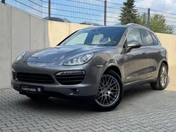 Grau Gebraucht 2013 Porsche Cayenne S Chrono SUV | 20.999 €