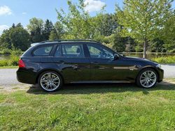 Schwarz Gebraucht 2008 BMW 330 Sport Line Kombi | 9.000 € (Etwas zu teuer)