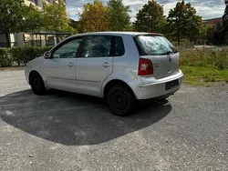 Silber Gebraucht 2002 VW Polo Kleinwagen | 899 €