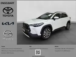 Platinumweiß perleffekt Gebraucht 2022 Toyota Corolla Cross Team SUV | 29.990 € (Guter Preis)