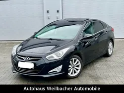 Schwarz Gebraucht 2012 Hyundai i40 Premium Limousine | 7.900 € (Fairer Preis)