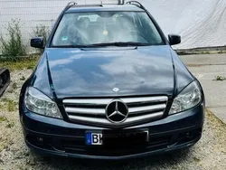 Grau Gebraucht 2011 Mercedes C220 Kombi | 8.000 €