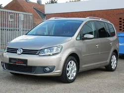 Beige Gebraucht 2013 VW Touran Life Van / Kleinbus | 9.990 € (Fairer Preis)