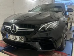 Mercedes E63S AMG