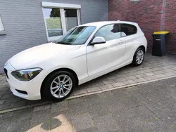 Weiß Gebraucht 2015 BMW 114 Sport Line Kleinwagen | 7.399 € (Fairer Preis)