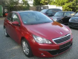 Rot Gebraucht 2015 Peugeot 308 Active Limousine | 7.200 € (Fairer Preis)