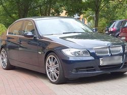 Blau Gebraucht 2005 BMW 325 Limousine | 9.900 €
