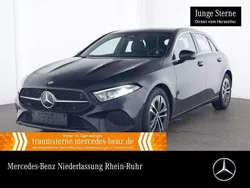 Schwarz Gebraucht 2024 Mercedes A200 Advanced Kleinwagen | 29.990 € (Fairer Preis)