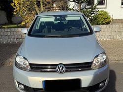 Silber Gebraucht 2011 VW Golf VI Limousine | 5.450 € (Fairer Preis)