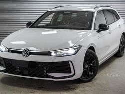 Pure white uni (0q) Gebraucht 2025 VW Passat R-line Kombi | 42.790 € (Etwas zu teuer)
