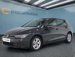 Grau Gebraucht 2023 VW Golf VIII Kleinwagen | 23.949 € (Guter Preis)