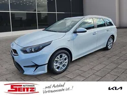 Carraraweiß Neu 2024 Kia Ceed Sportswagon Comfort Kombi | 21.880 € (Guter Preis)