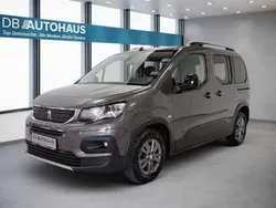Grau Gebraucht 2023 Peugeot Rifter Allure Van / Kleinbus | 19.740 € (Guter Preis)